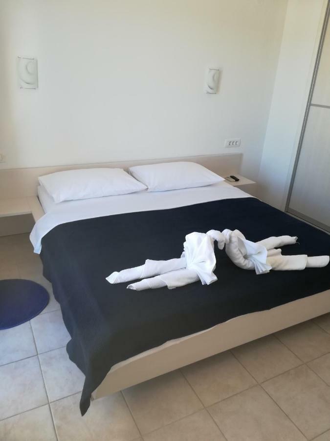 Apartments Mestrovic Lopar Dış mekan fotoğraf
